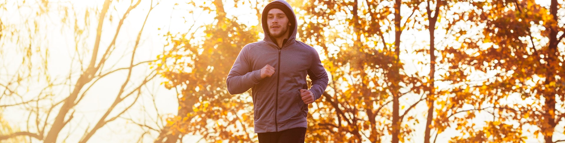 Intensīvas sporta slodzes laikā — augšpusē