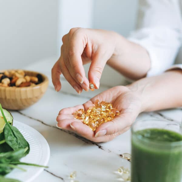 Ko Defendyl produkti satur?